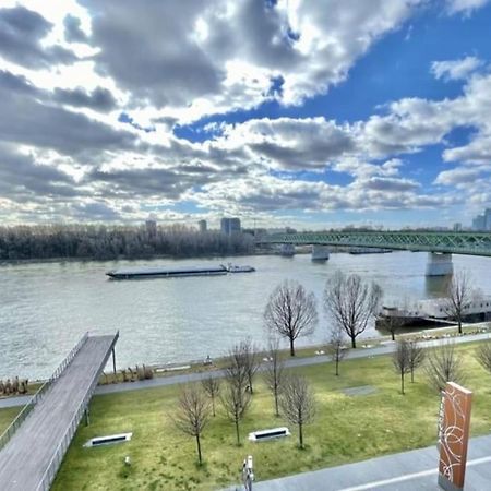 Eurovea Cozy Studio Apartment Bratislava Ngoại thất bức ảnh